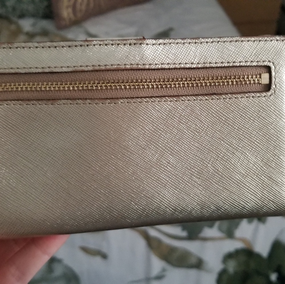 Wallet - Picture 2 of 3
